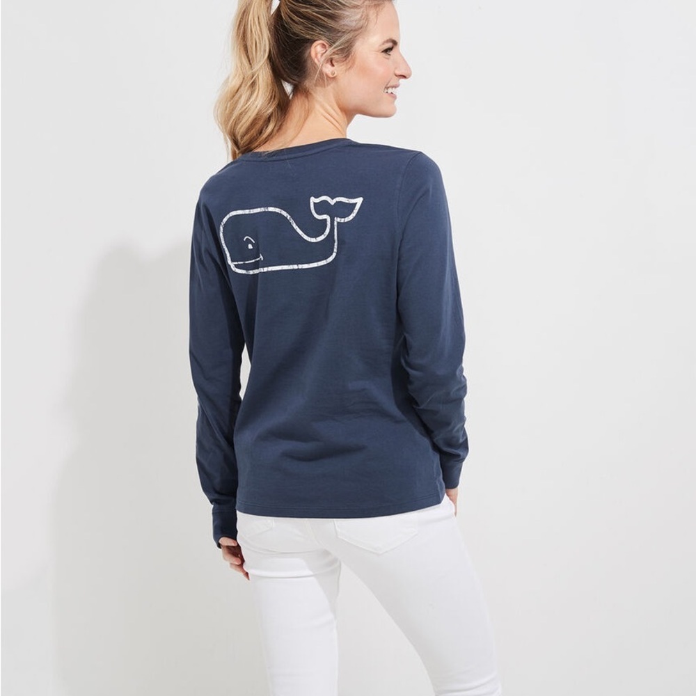 Vineyard Vines Womens Vintage Whale Long-Sleeve Tee